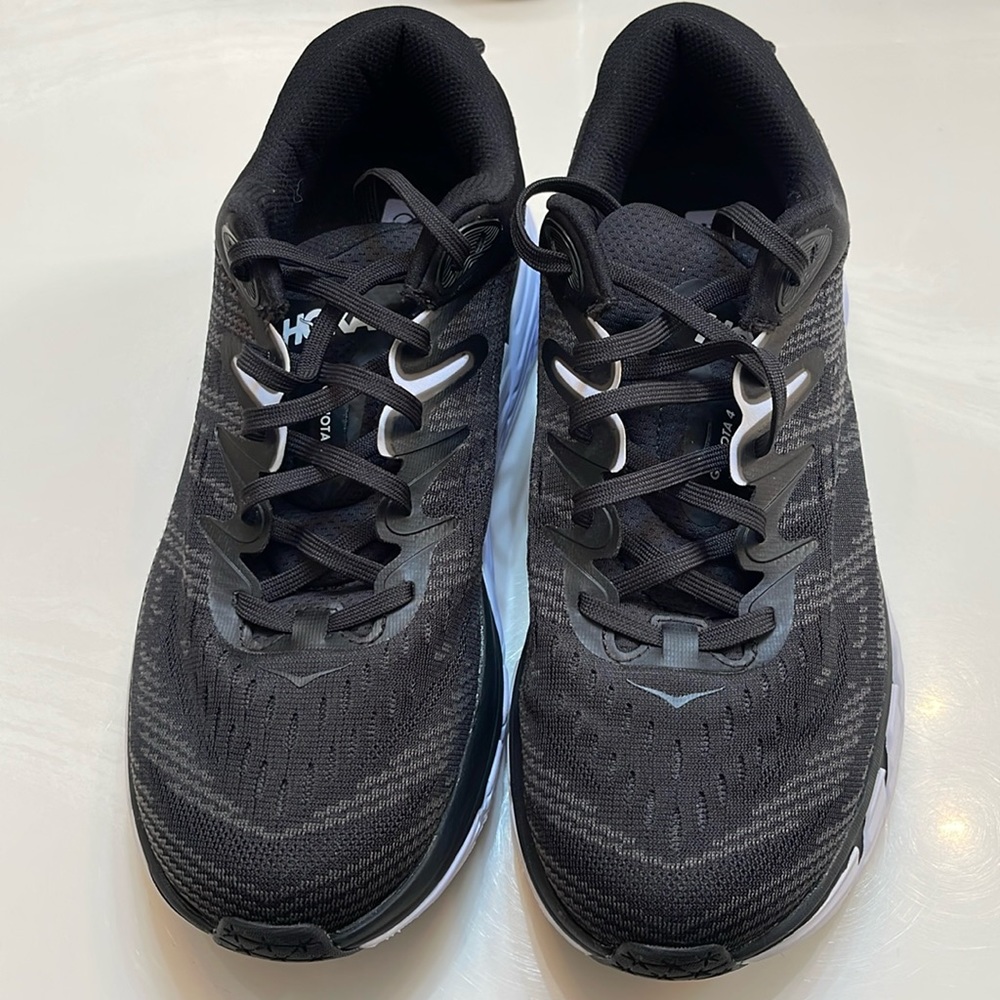 Women HoKA Gaviota in black